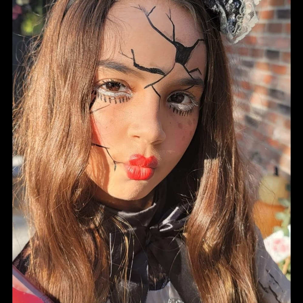 Halloween costume cosplay broken doll costume scary doll size large 12-14 kids. - Picture 5 of 13